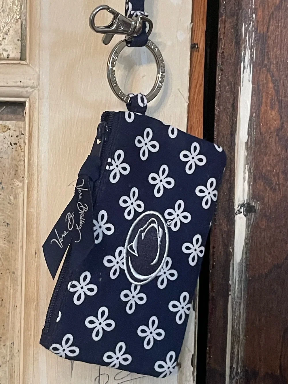 Vera Bradley Penn State Navy White Floral Lanyard Wallet